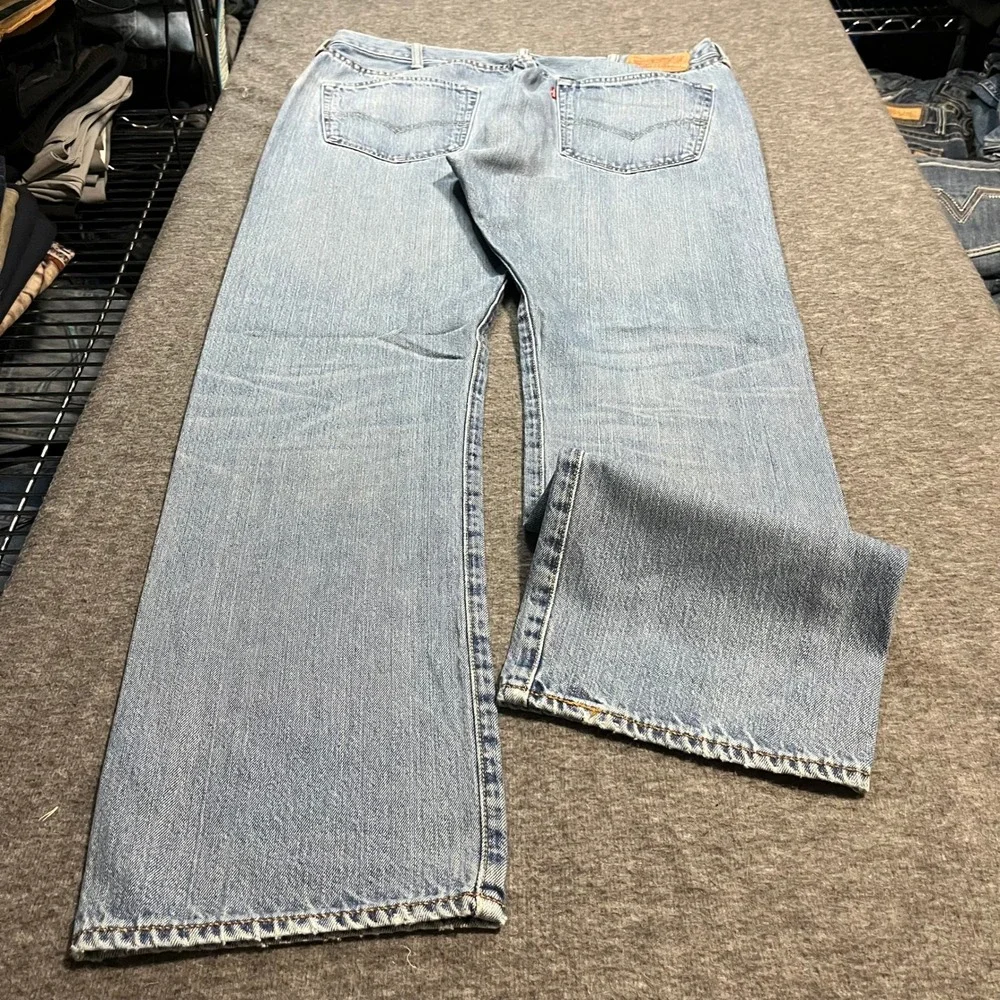 Levis 501 Original Fit Jeans Mens 38x32 Light Wash Blue Premium Denim Straight
